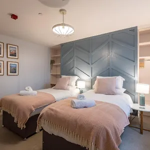 the-belfry-whitby.yorkshirehotels.net/